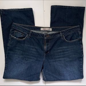 Mossimo Supply Co Bootcut 30" Inseam Womens Size 24w